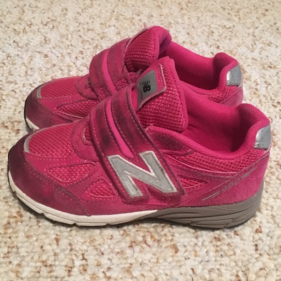 New Balance - Girl’s 990v4 Tennis Shoes - Picture 2 of 7